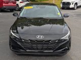 Used 2023 Hyundai Elantra SEL image 2