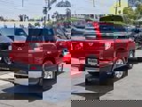 Used 2018 Nissan Titan SV image 4
