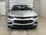Used 2017 Chevrolet Malibu LT image 2