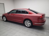 Used 2018 Volkswagen Passat 2.0T SE image 3