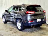 Used 2017 Jeep Cherokee Latitude w/ Cold Weather Group image 3
