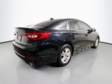 Used 2017 Hyundai Sonata SE w/ Winter Weather Package image 4