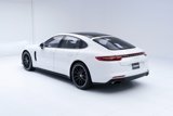 Certified 2018 Porsche Panamera image 3