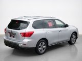 Used 2019 Nissan Pathfinder SL image 3