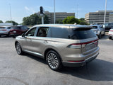 Used 2020 Lincoln Aviator Reserve image 5