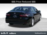 Used 2022 Toyota Camry LE image 3