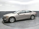 Used 2022 Chevrolet Malibu LT image 3