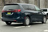 New 2025 Chrysler Pacifica Select image 4