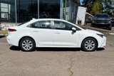Used 2022 Toyota Corolla LE image 3