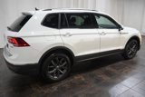 Certified 2024 Volkswagen Tiguan SE image 3
