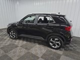 Used 2022 Hyundai Venue SEL w/ Cargo Package image 4