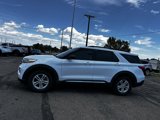 Certified 2021 Ford Explorer XLT w/ Equipment Group 202A image 3