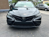 Used 2022 Toyota Camry SE image 2