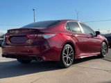 Used 2018 Toyota Camry SE image 3