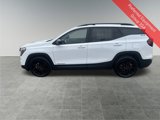 Used 2022 GMC Terrain SLE w/ Driver Convenience Package image 3