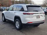 New 2025 Jeep Grand Cherokee Laredo w/ Luxury Tech Group I image 5