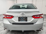 Used 2022 Toyota Camry SE image 5