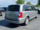 Used 2016 Chrysler Town & Country Touring image 6