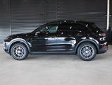 Used 2025 Porsche Cayenne image 2