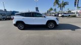 Used 2024 GMC Terrain SLT image 2