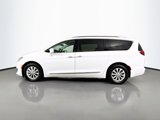 Used 2018 Chrysler Pacifica Touring-L image 4