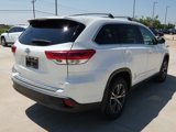 Used 2019 Toyota Highlander LE image 5