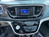 Used 2017 Chrysler Pacifica LX image 6