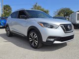 Used 2019 Nissan Kicks SR w/ SR Premium Package image 2