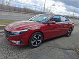 Used 2023 Hyundai Elantra Limited image 3