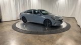 Used 2023 Hyundai Elantra Blue image 2