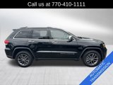 Used 2017 Jeep Grand Cherokee Limited w/ Luxury Group II image 4