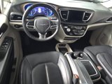 Used 2018 Chrysler Pacifica Touring-L Plus w/ Tire & Wheel Group image 2