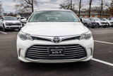 Used 2016 Toyota Avalon Limited image 2