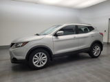 Used 2017 Nissan Rogue Sport SV image 2