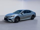 Used 2024 Toyota Camry SE image 3