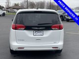 Used 2022 Chrysler Voyager LX image 6