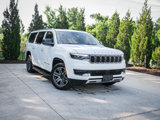 Used 2023 Jeep Wagoneer L Series II image 2