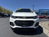 Used 2022 Chevrolet Trax LT w/ LT Convenience Package image 2