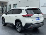 Used 2021 Nissan Rogue SV image 3