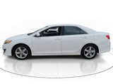 Used 2013 Toyota Camry SE image 3