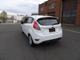 Used 2015 Ford Fiesta SE image 5