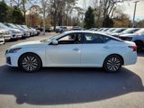 Used 2023 Nissan Altima 2.5 SV image 4