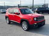 Used 2015 Jeep Renegade Latitude w/ Cold Weather Group image 3
