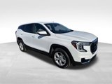 Used 2022 GMC Terrain SLE image 3