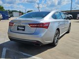 Used 2018 Toyota Avalon Limited image 4