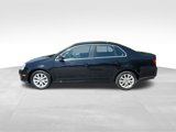 Used 2010 Volkswagen Jetta SE image 4