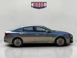 Used 2023 Nissan Altima 2.5 SV image 2