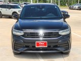Used 2022 Volkswagen Tiguan SE R-Line image 2