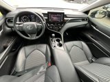 Used 2023 Toyota Camry SE image 2