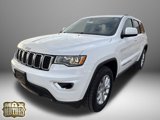Used 2021 Jeep Grand Cherokee Laredo image 3